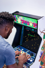 Atari Legacy Arcade Machine Centipede® Edition